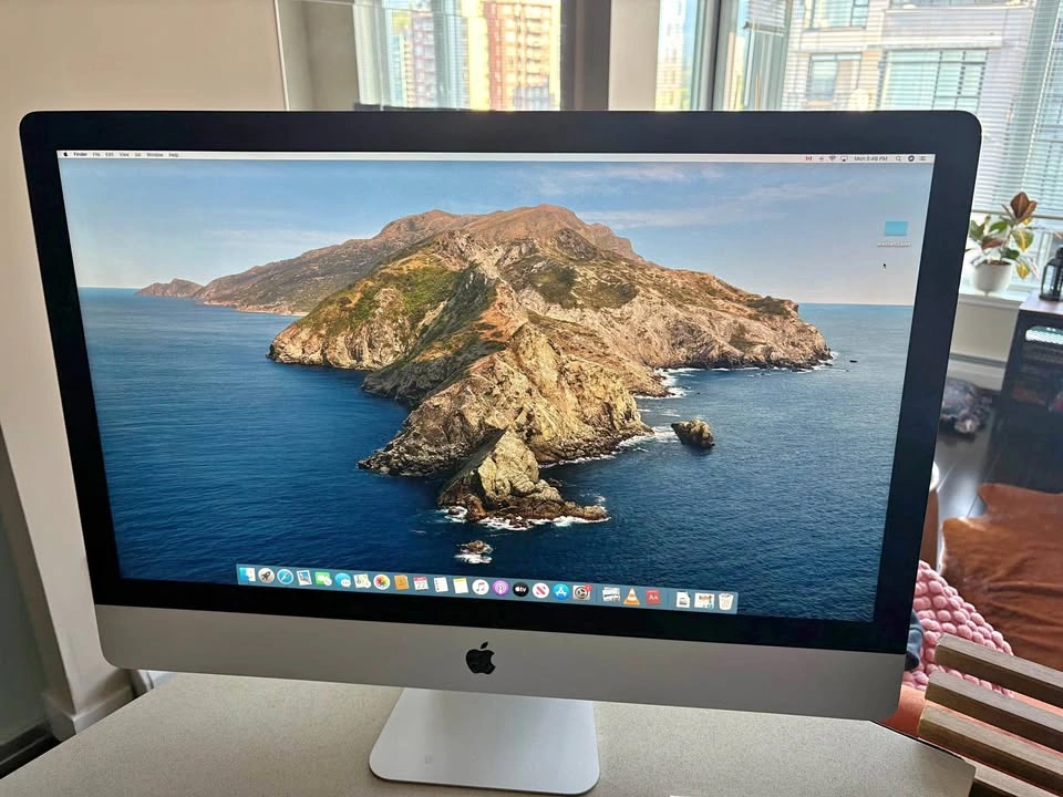 27 inch Apple iMac 2011