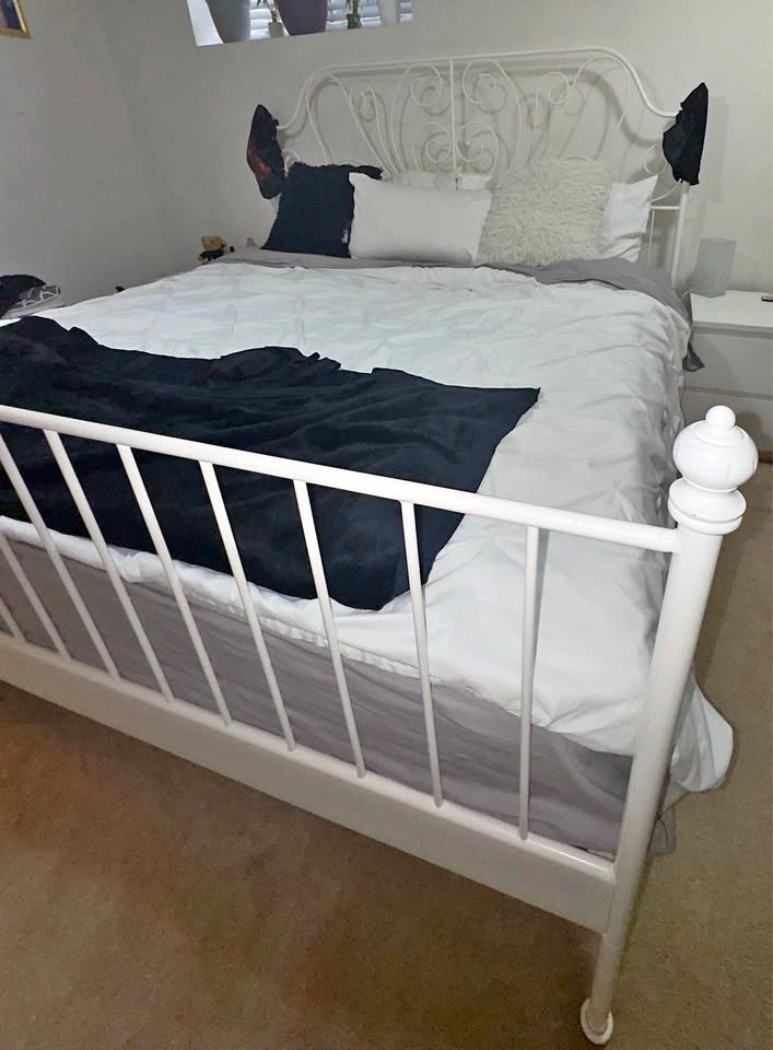IKEA LEIRVIK White Metal Bed Frame + King Size Mattress