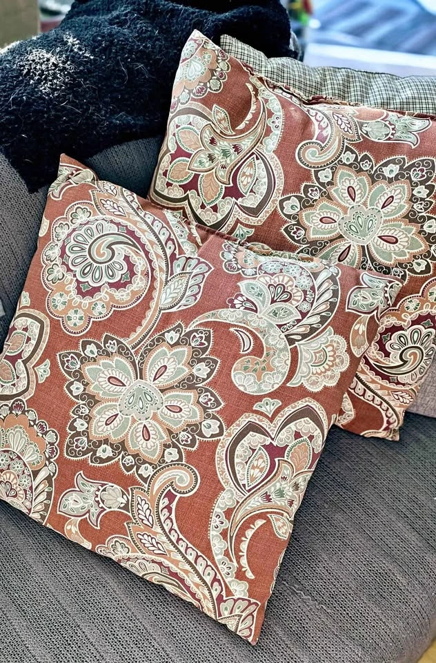 2 Outdoor Cushions