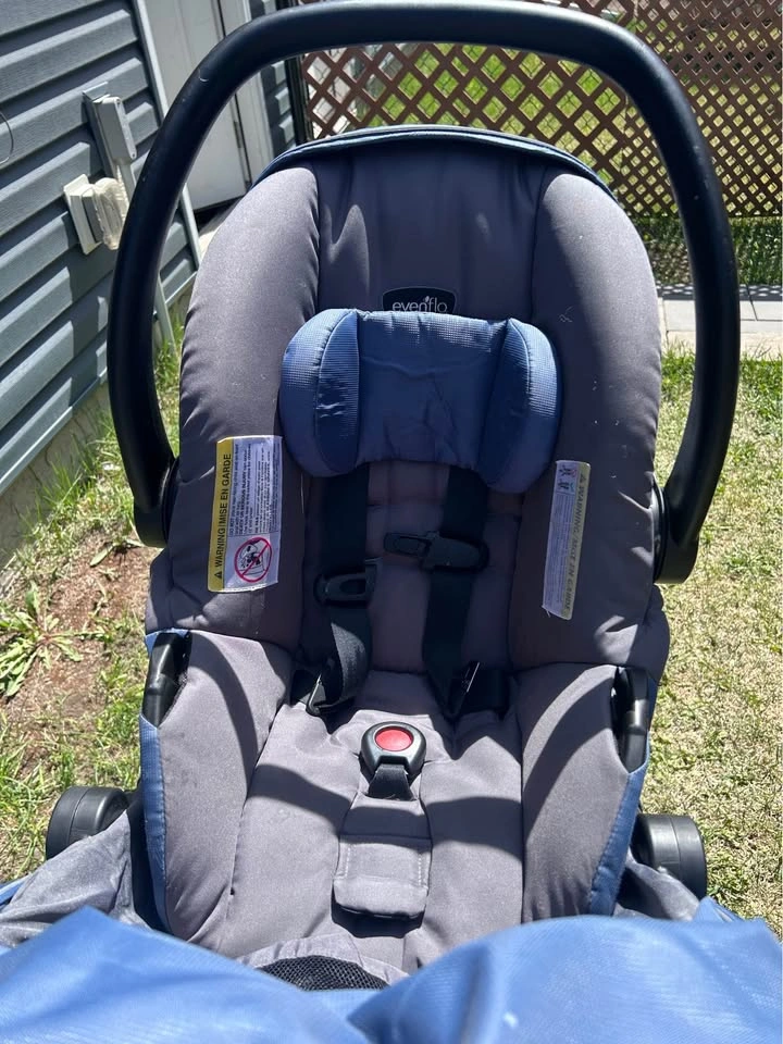 Evenflo Stroller & Infant Car Seat Travel System with Base - photo 2