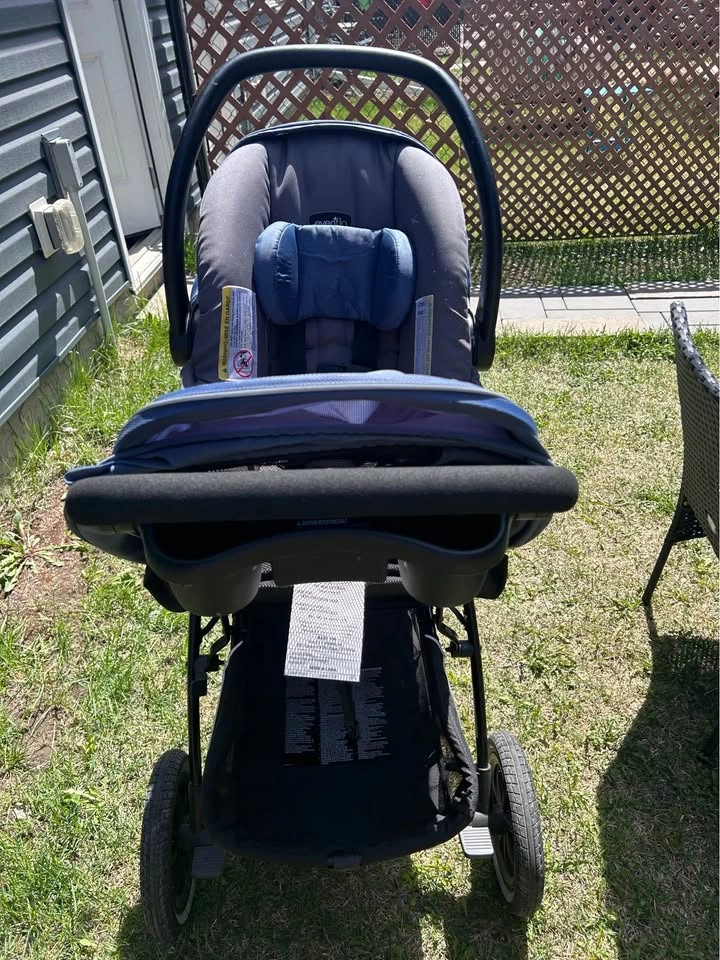 Evenflo Stroller & Infant Car Seat Travel System with Base - photo 3
