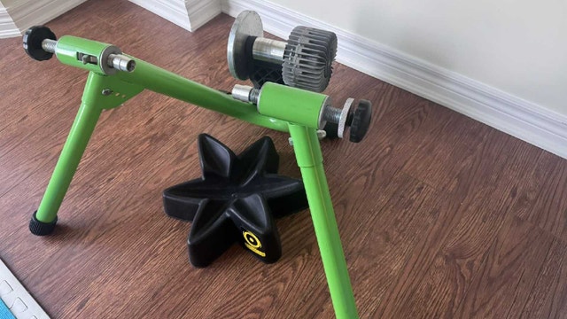 Kinetic Bike Trainer - photo 2