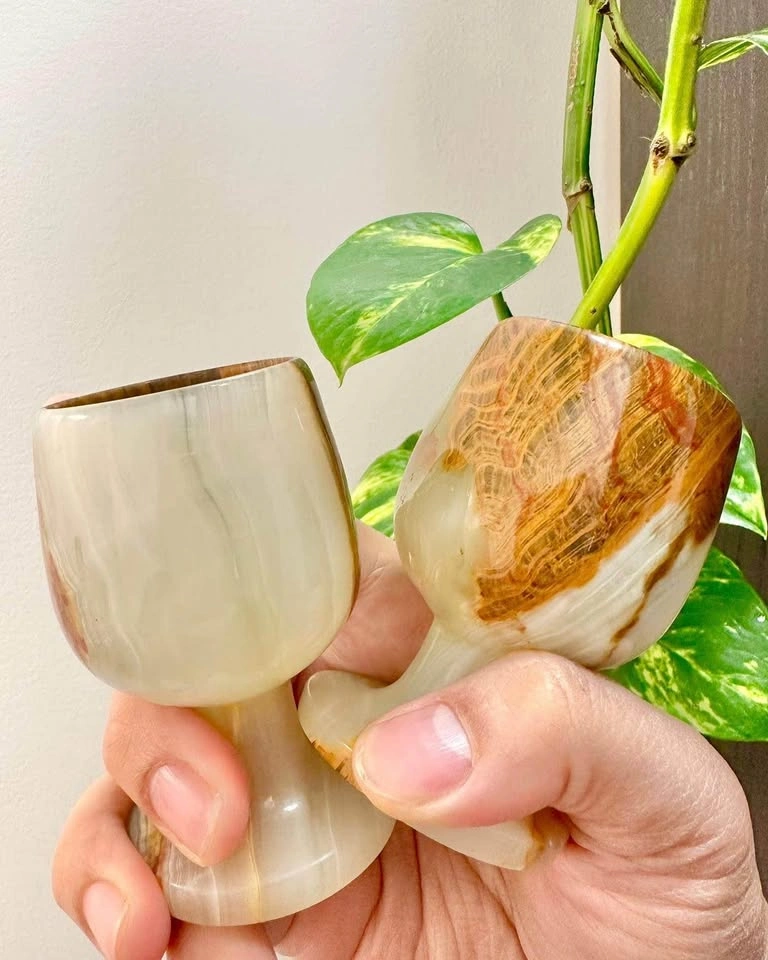 Pair of Vintage Onyx Goblets - photo 2
