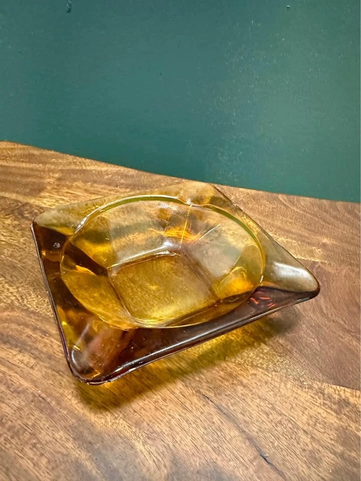 Vintage Amber Catchall Tray - photo 2