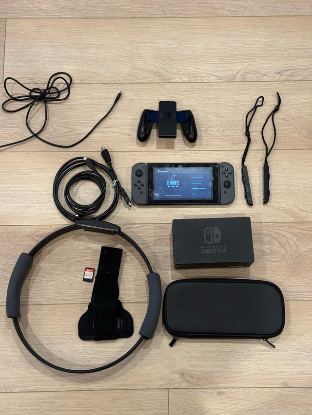 Nintendo Switch bundle w/ Ring fit