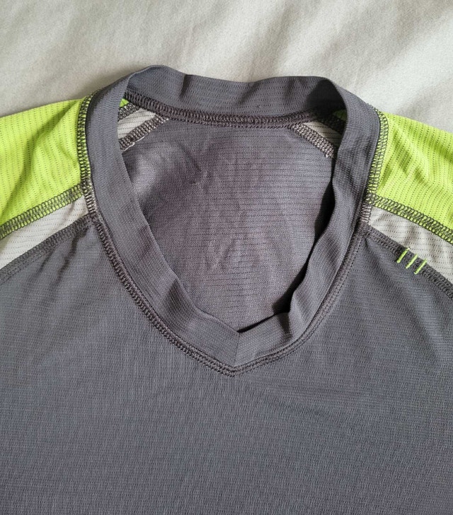Lululemon Athletic Shirt - Size S - photo 2