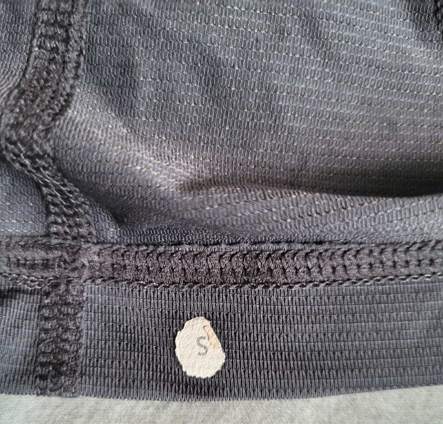 Lululemon Athletic Shirt - Size S - photo 5