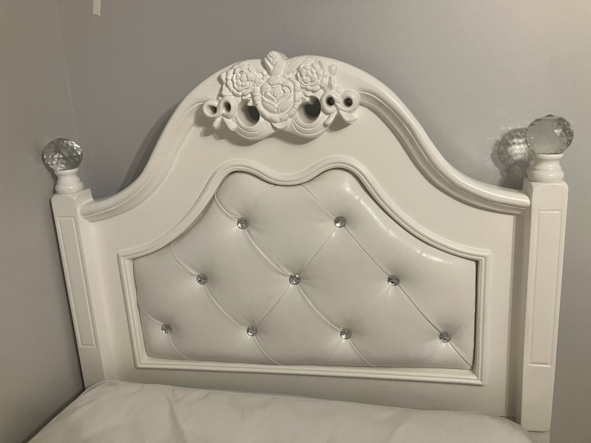 Twin size bed frame - photo 5