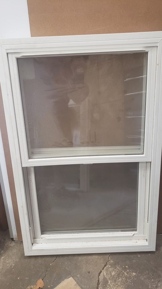 Like new low efficiency Windows (2) 29x45 and (1) 35x40
