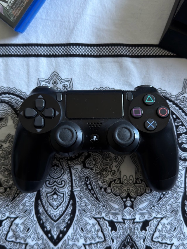 PS4 for Sale! Great Working Condition! - photo 2