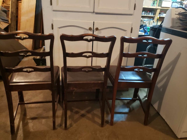 Vintage Wood Chairs - photo 3