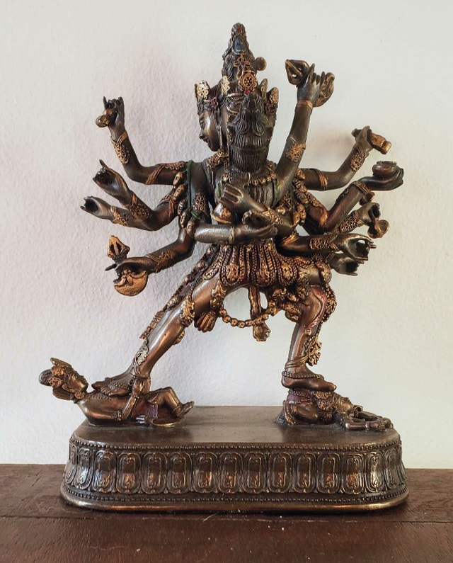Yab Yum Statue