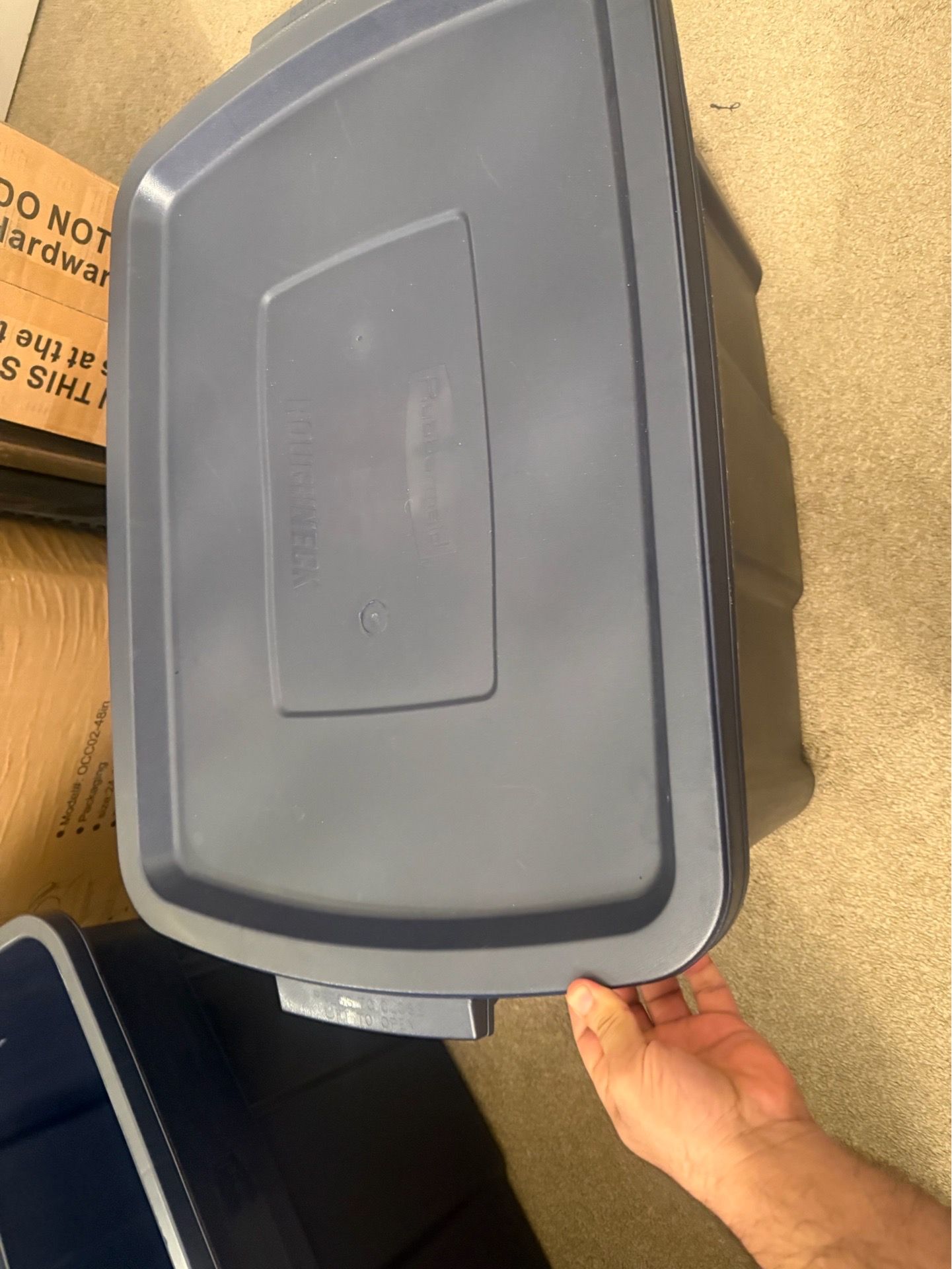 Rubbermaid Roughneck Storage Box, 31 Gal, Dark Indigo - photo 5