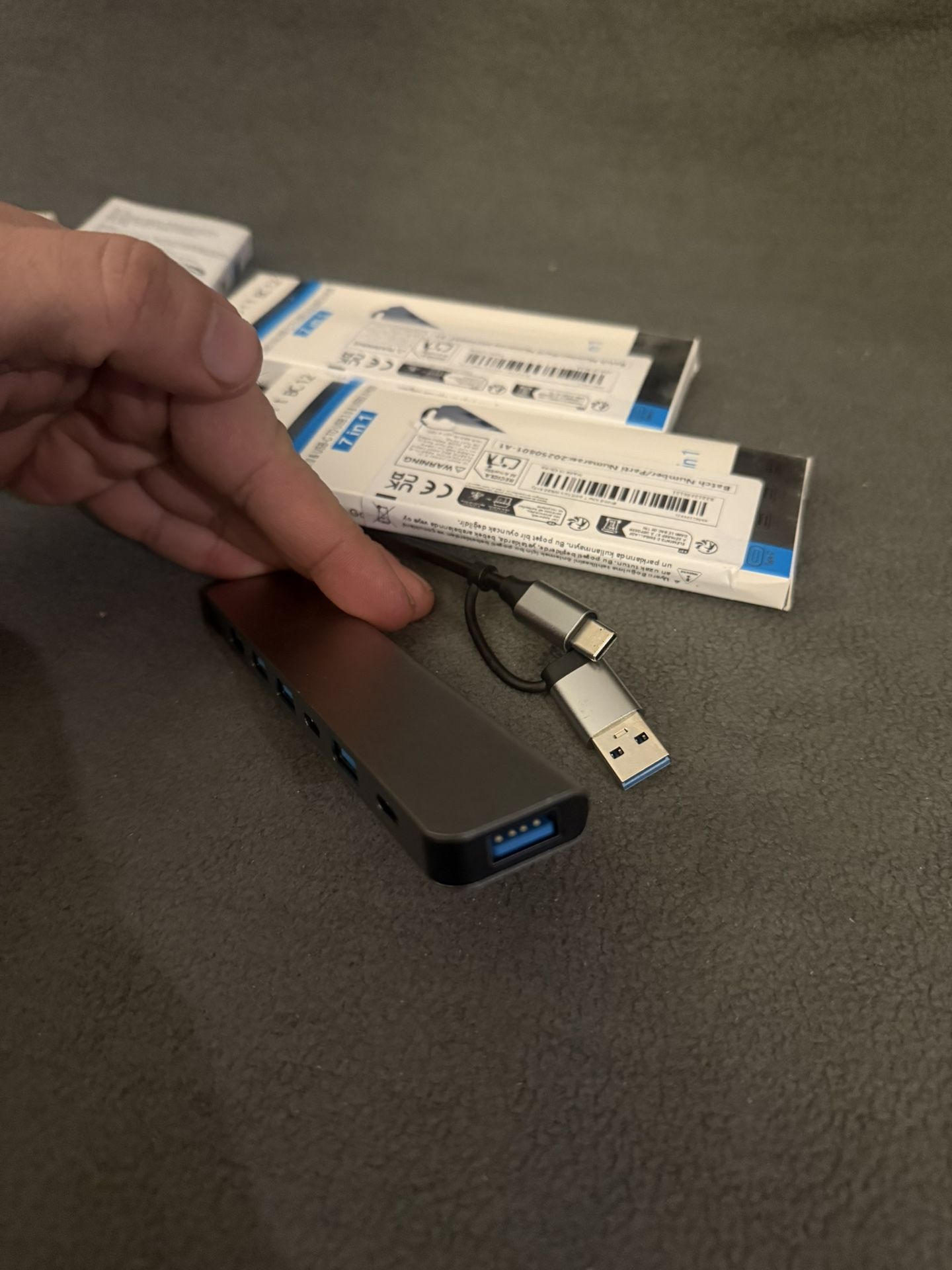 7-in-1 USB C Hub, High-Speed Data Transfer, 7 Ports - photo 4