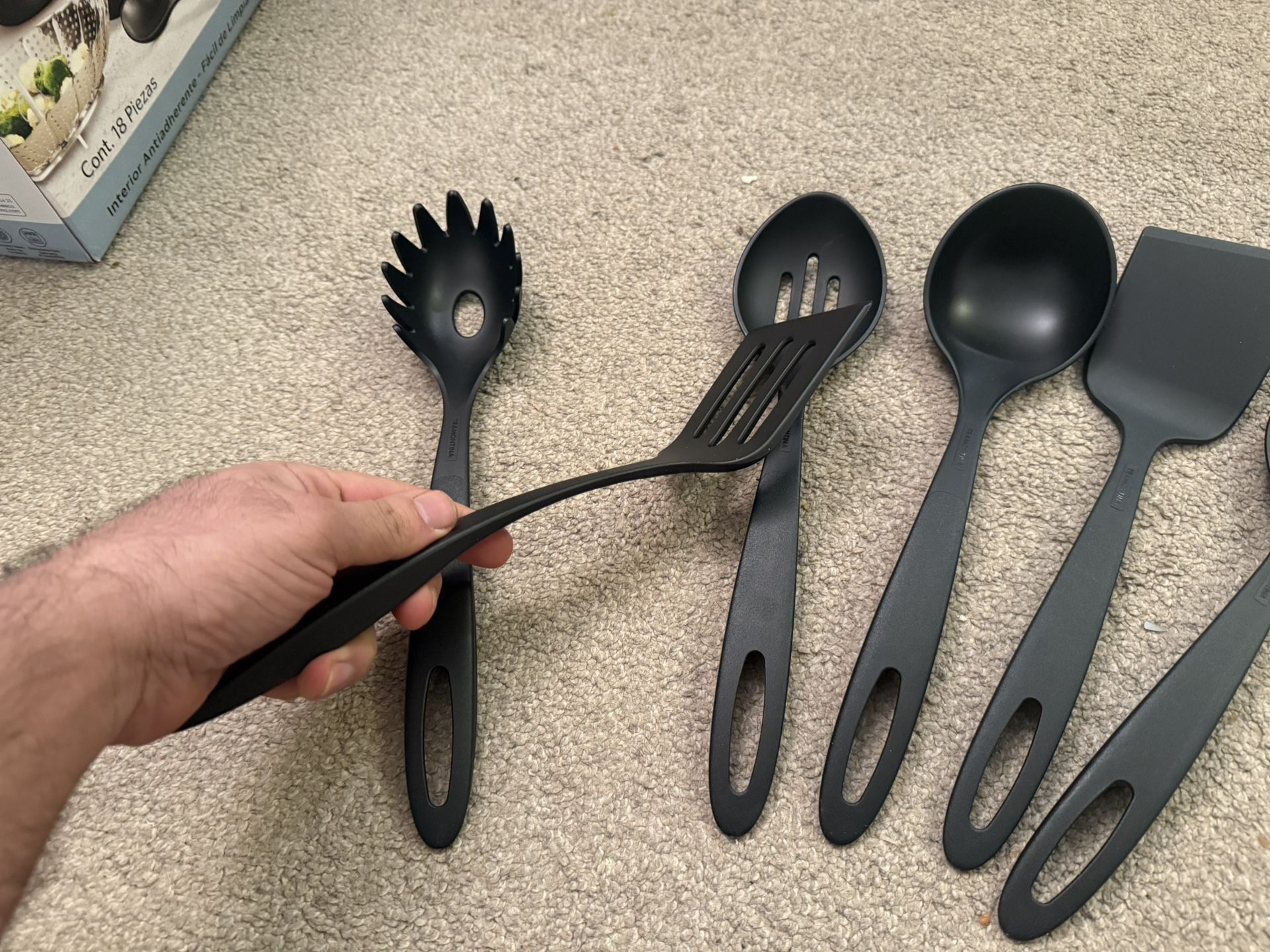 6 Pcs Silicone Kitchen Utensils Set - Heat Resistant - photo 3