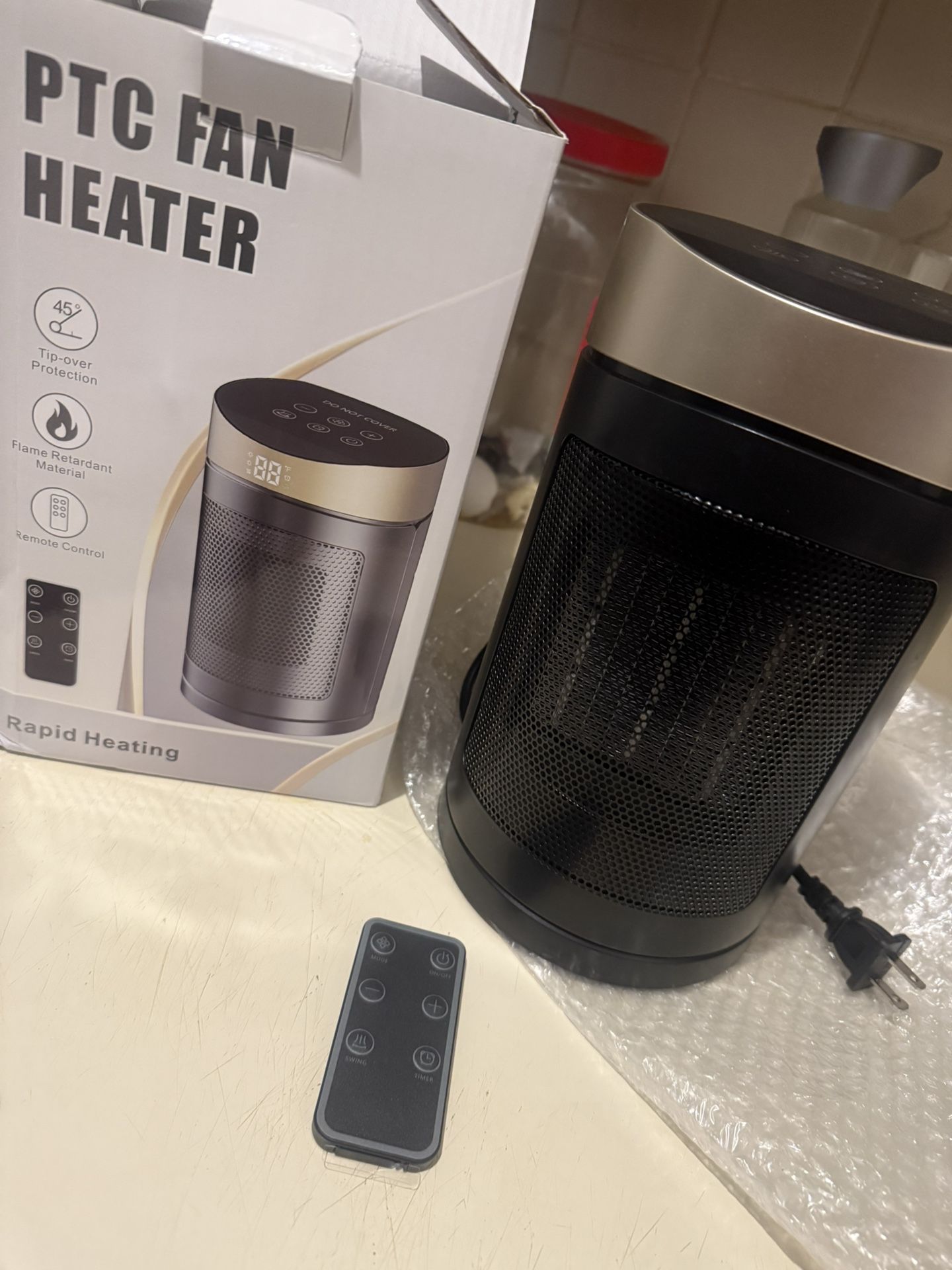 Portable 1500W PTC Ceramic Space Heater with Remote - photo 3