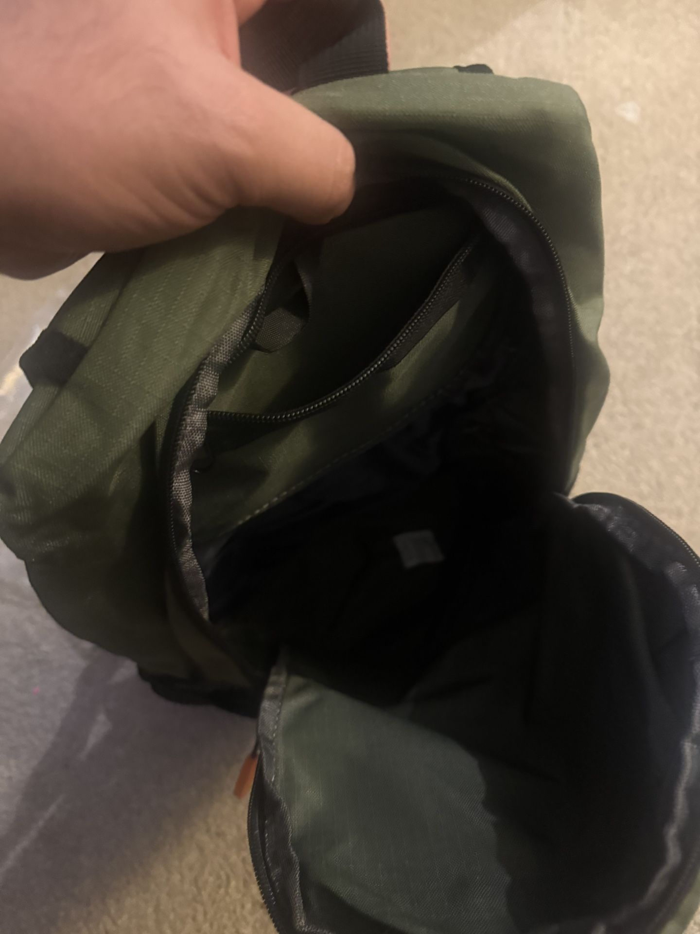 16L Lightweight Folding Hiking Backpack - Deep Green - photo 2