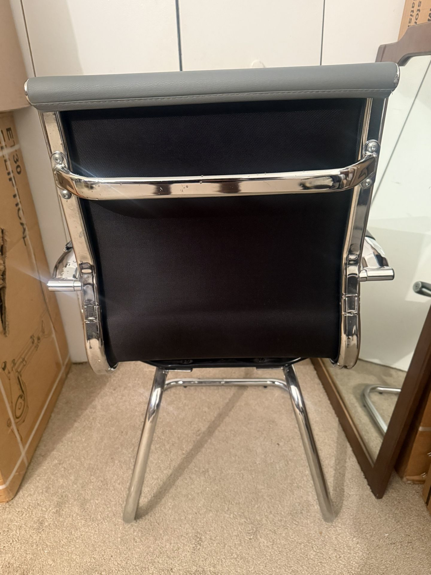 Heavy Duty Leather Office/Guest/Conference Chair - photo 2