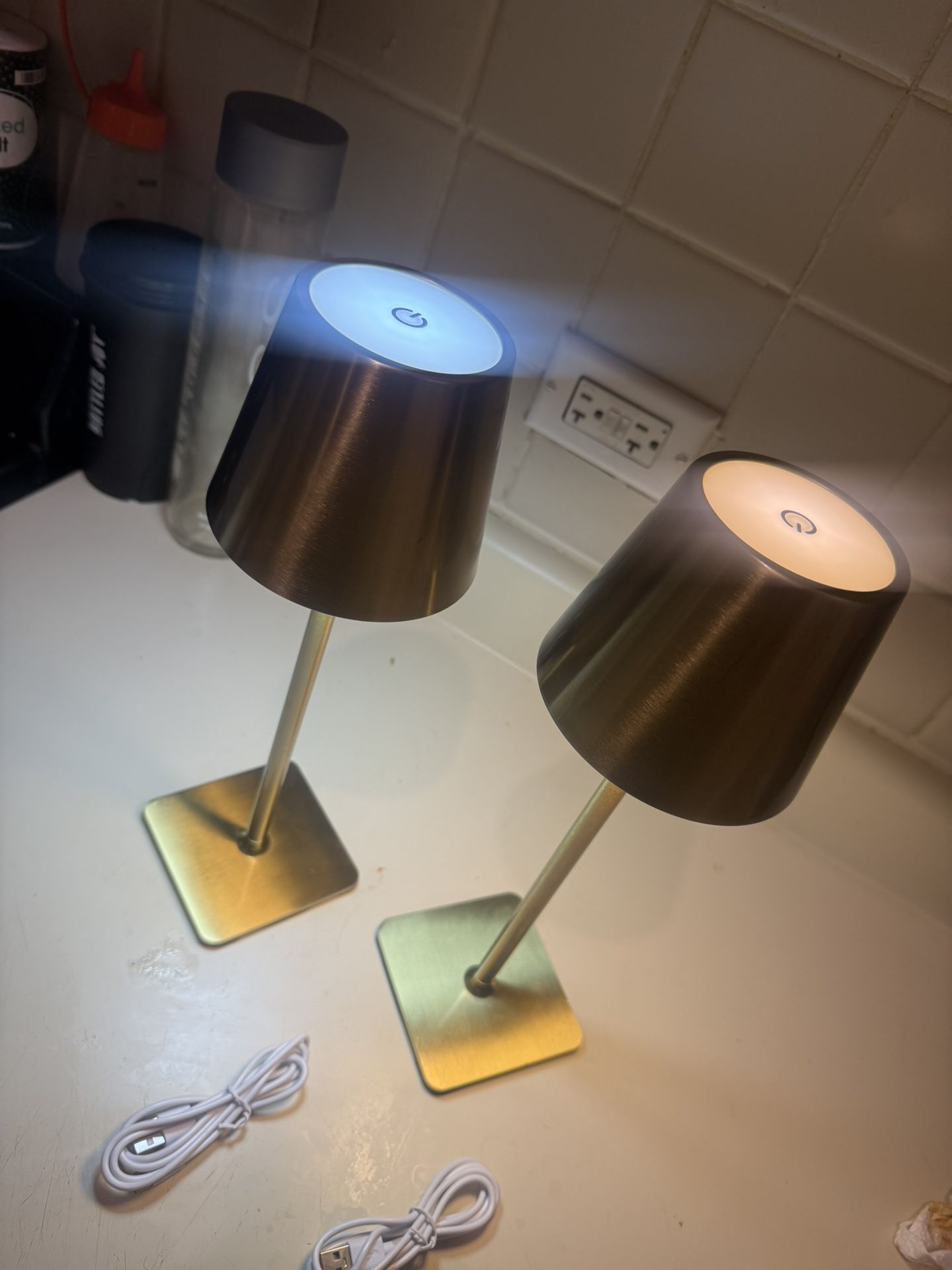 2-Pack Cordless LED Rechargeable Table Lamps - photo 3