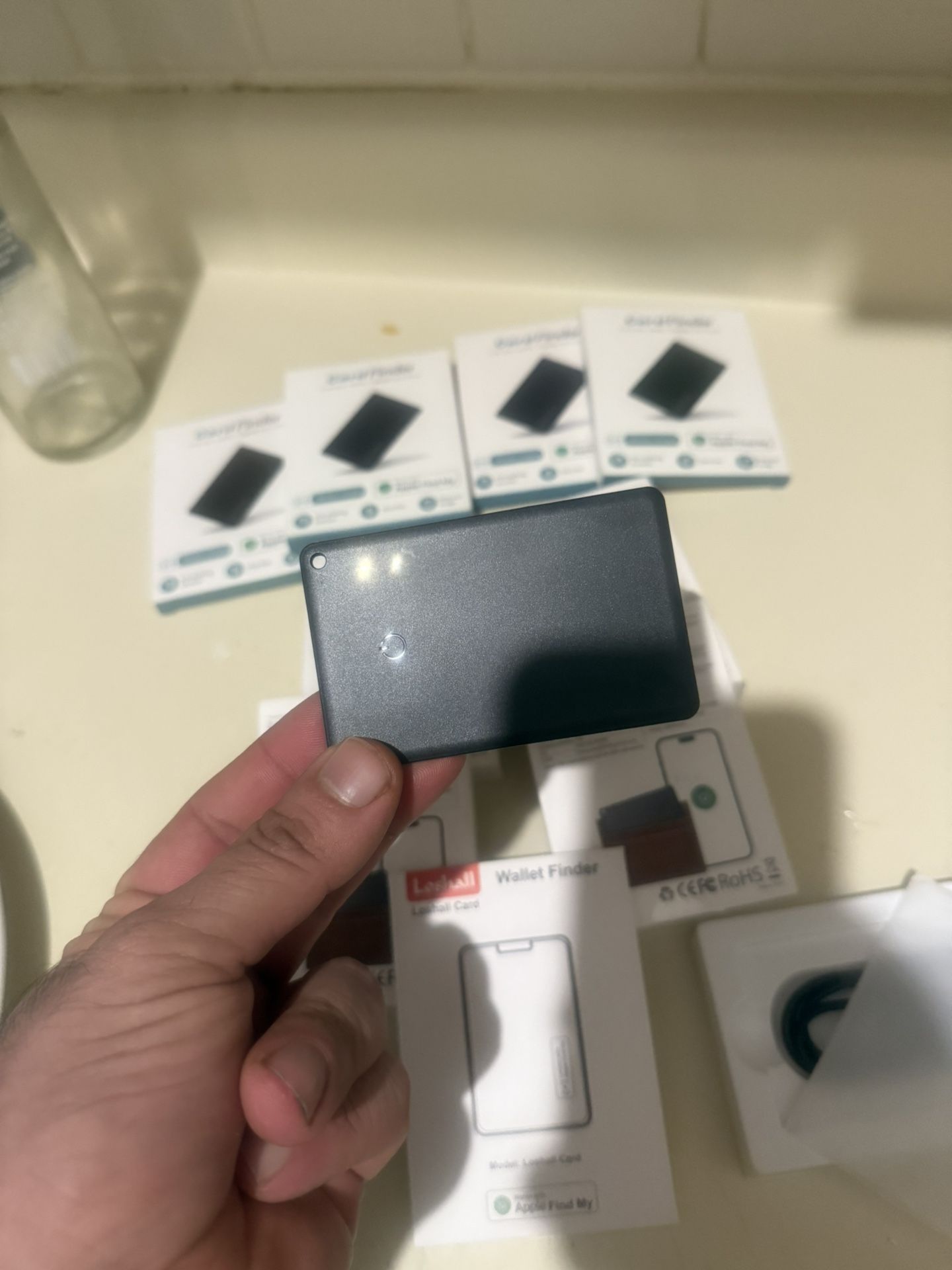 Wallet Tracker Card Air-Tag (iOS Only) - photo 2