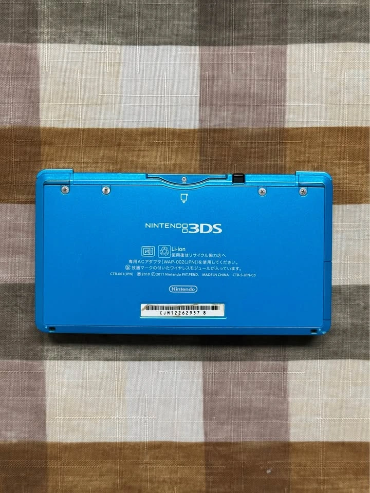 Cerulean Blue 3DS - 64GB - Exclusive Colour - photo 3