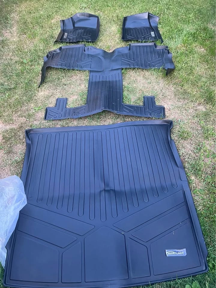 SMARTLINER 3-Row & Cargo Floor Liner Set 2021-24 Tahoe/Yukon - photo 5