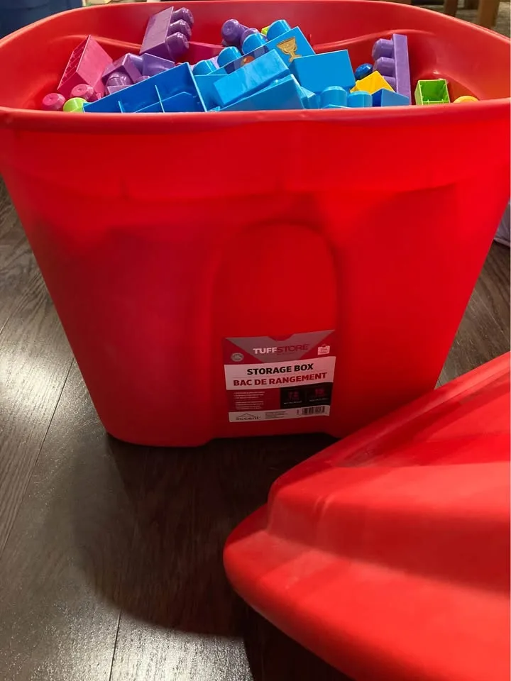 Mega Bloks - Large Lot with Storage Bin image indicator(2)