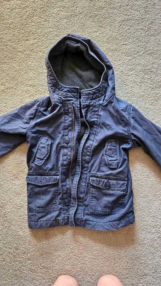 Euc fall jacket ( 5t) thumbnail