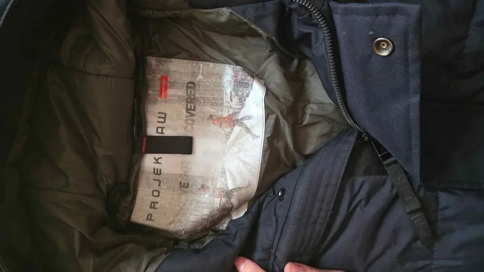 Like new mens XL winter jacket image indicator(2)