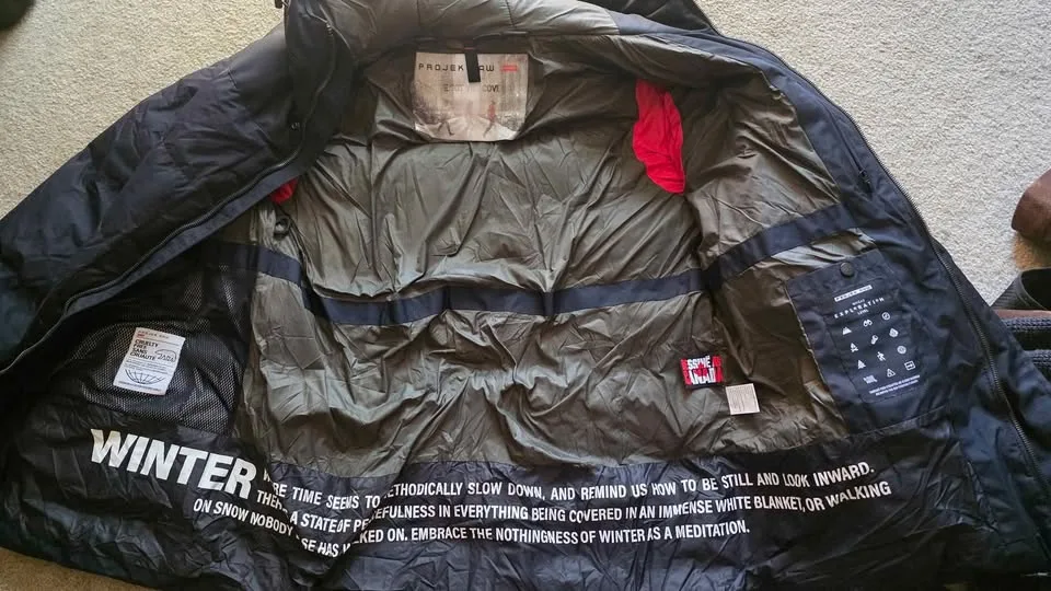 Like new mens XL winter jacket image indicator(3)