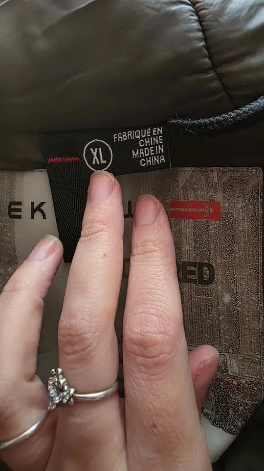 Like new mens XL winter jacket image indicator(4)