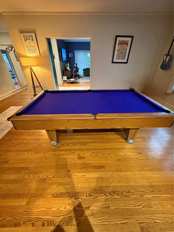 Kasson pool table & all accessories