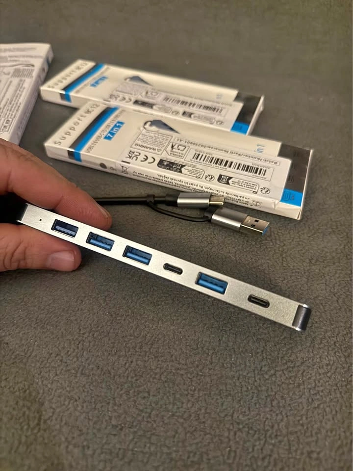 7-in-1 USB C Hub, 5V Power Mode, High-Speed Data Transfer
