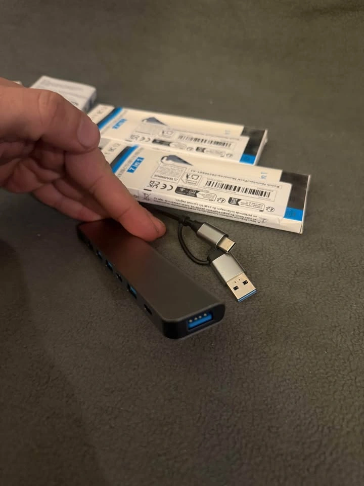7-in-1 USB C Hub, 5V Power Mode, High-Speed Data Transfer - photo 3