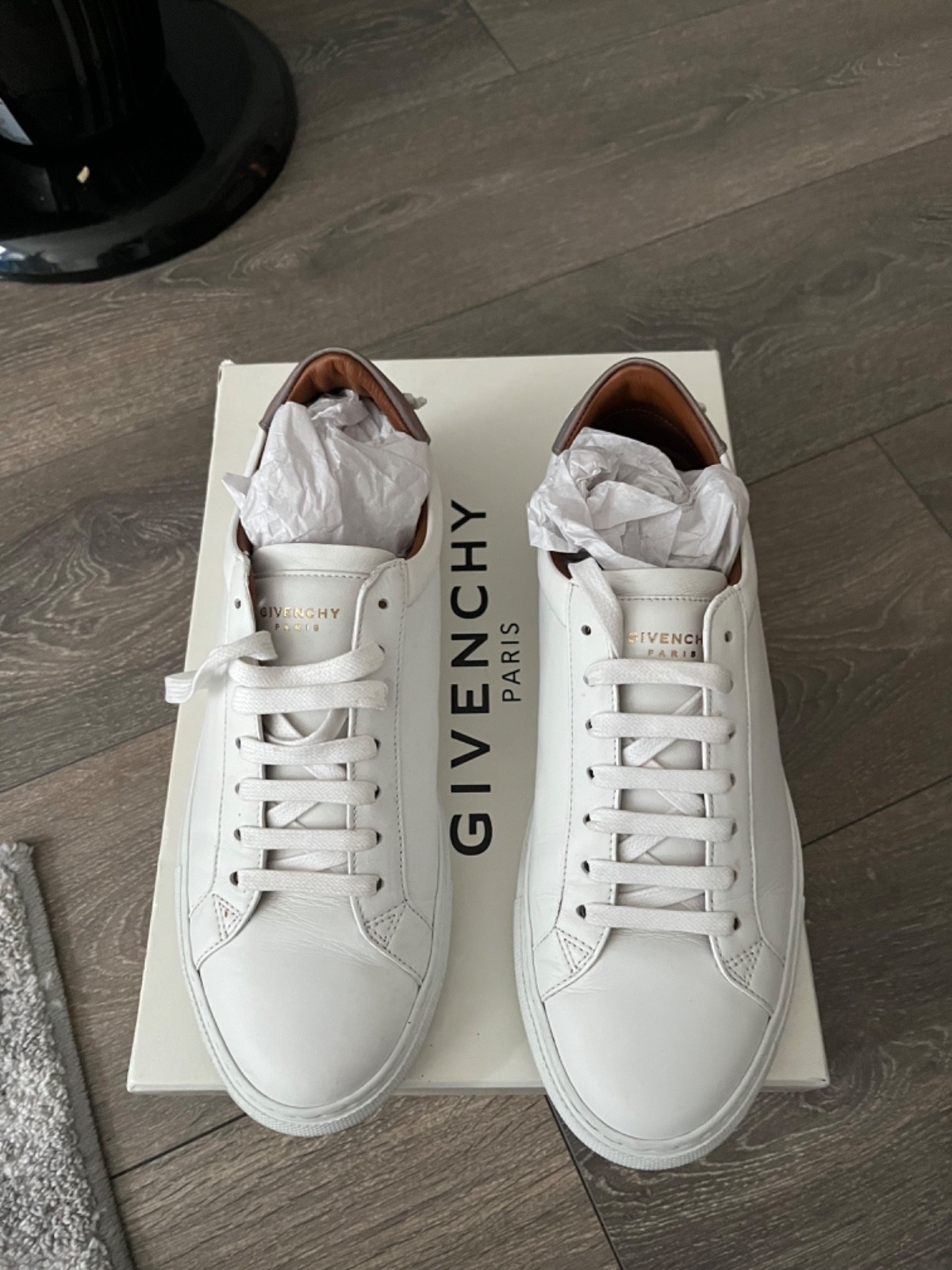 Givenchy urban street logo-print leather sneakers women