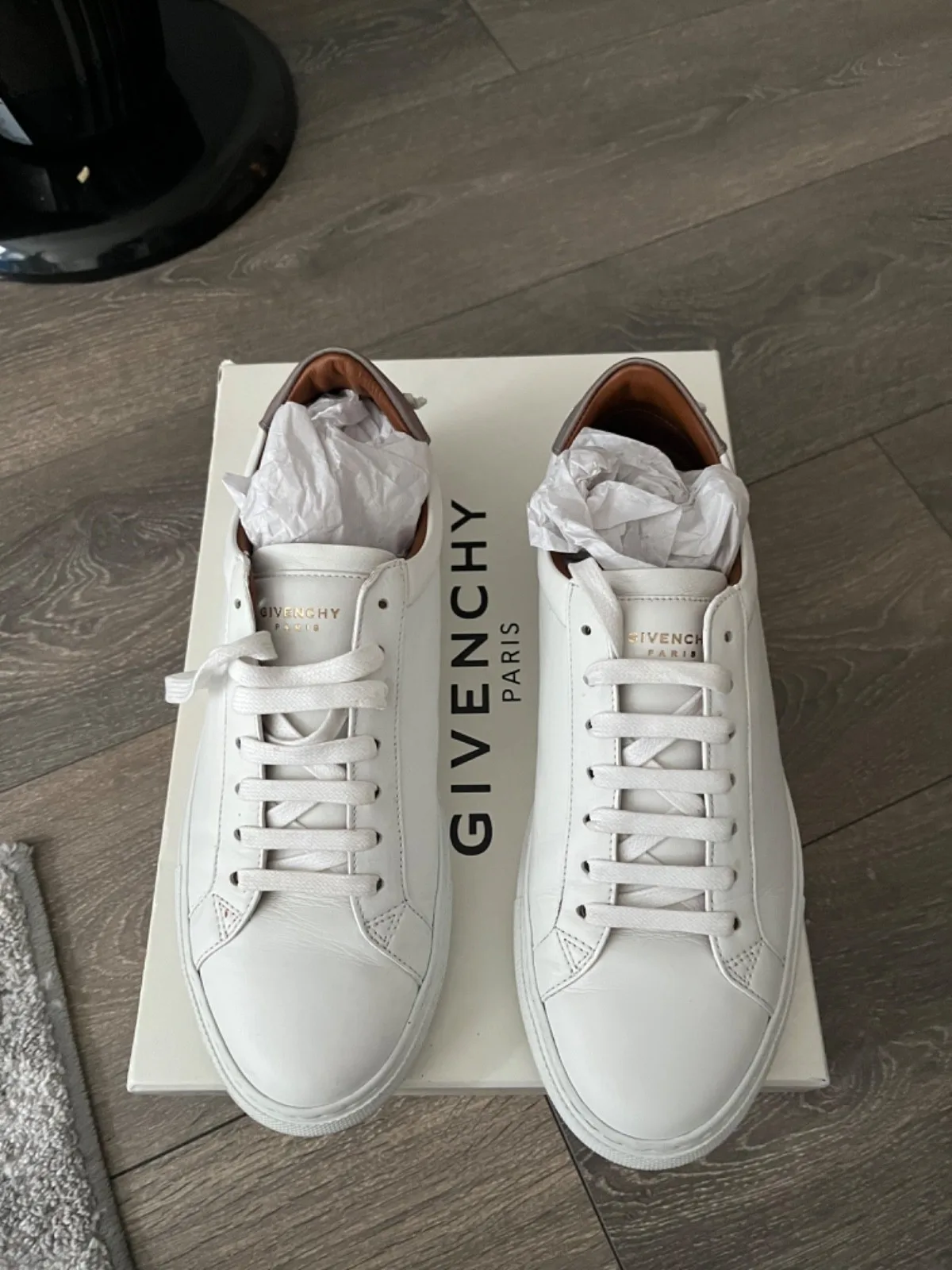 Givenchy urban street logo-print leather sneakers women