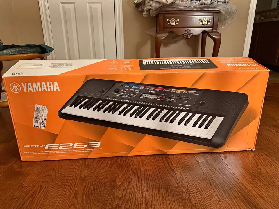 Yamaha PSR-E263 Digital Keyboard