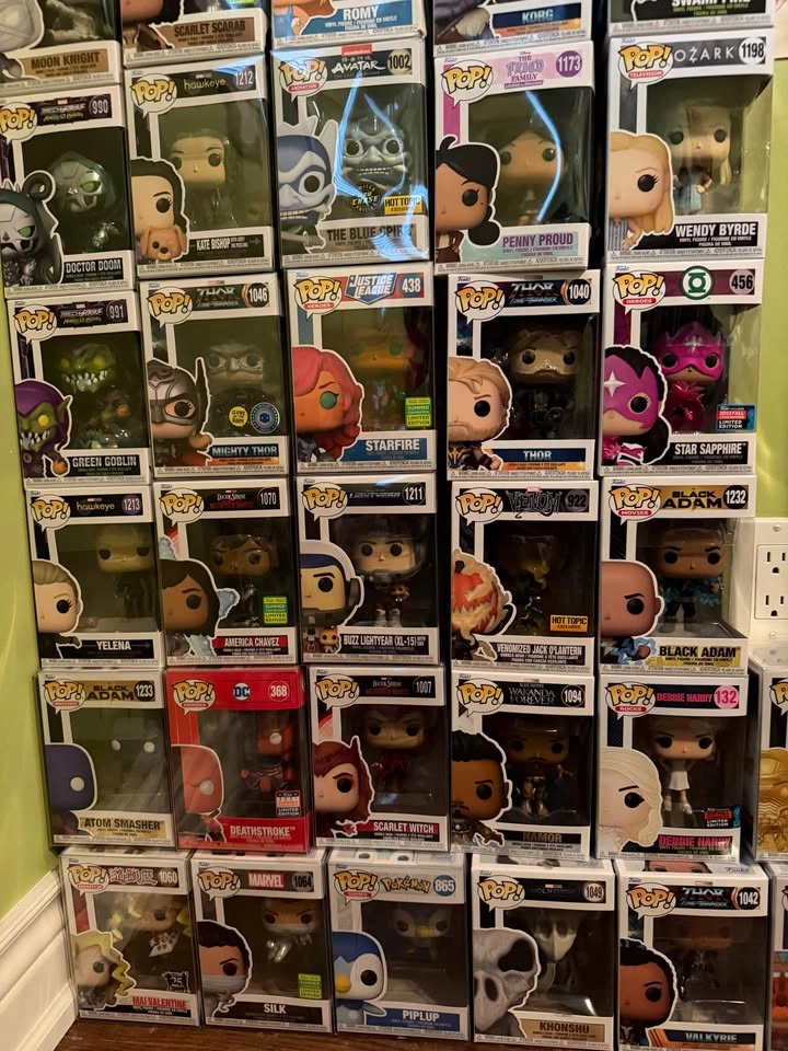 Funko Pop! Vinyl Figures Collection - BNIB and OOB - photo 3