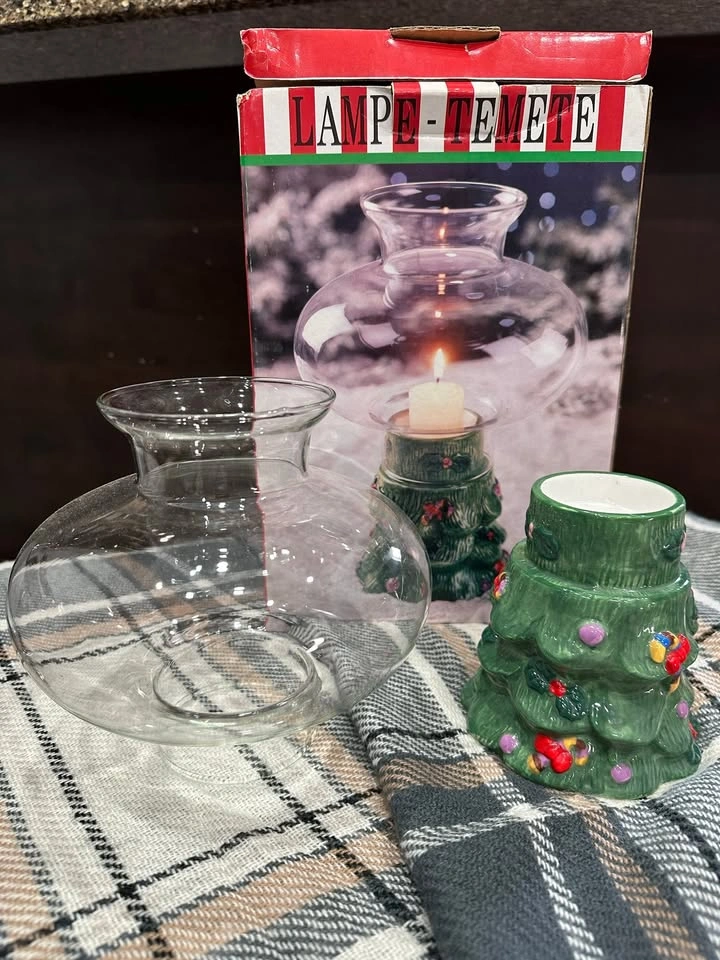 Hurricane Christmas Lamp (All Glass) (Brand New) - photo 2
