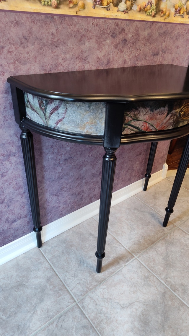 Bombay Hall console table - photo 4
