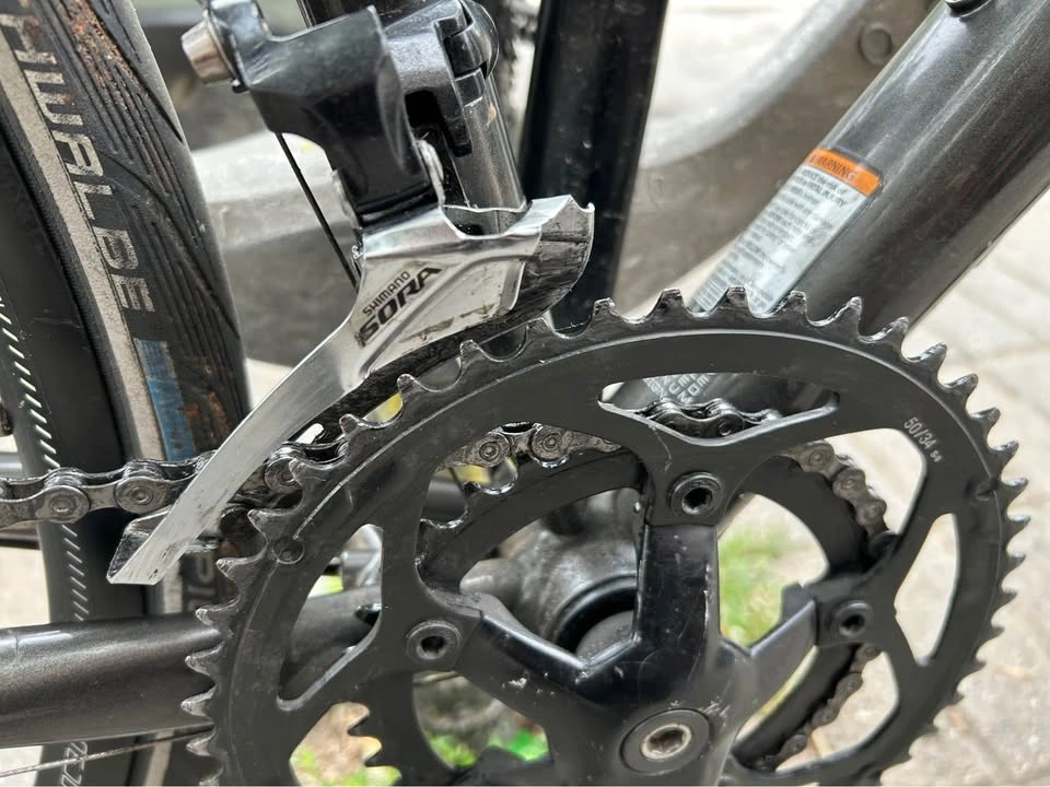 Cannondale Hybrid Bike Shimano Sora Disc Brakes 16” - photo 4