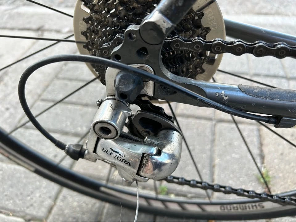 Lightweight Opus hybrid/road aluminum/carbon bike 54cm/21” - photo 4