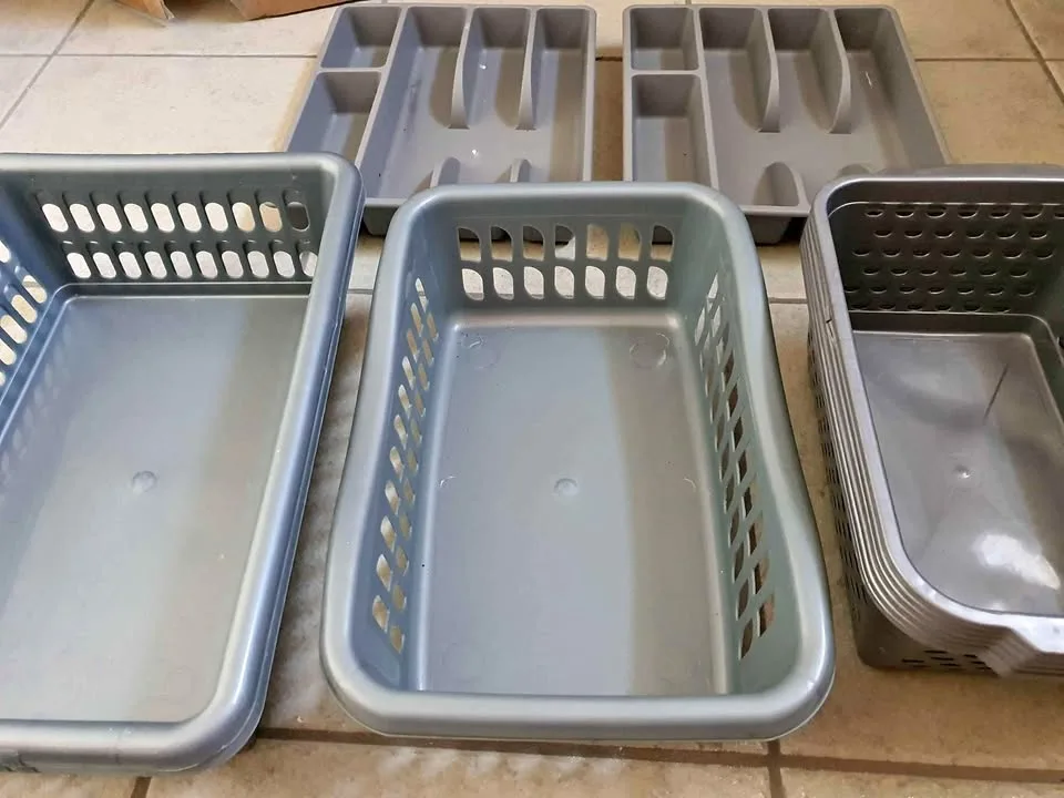 Gray Basket & Cutlery Organizer Collection thumbnail