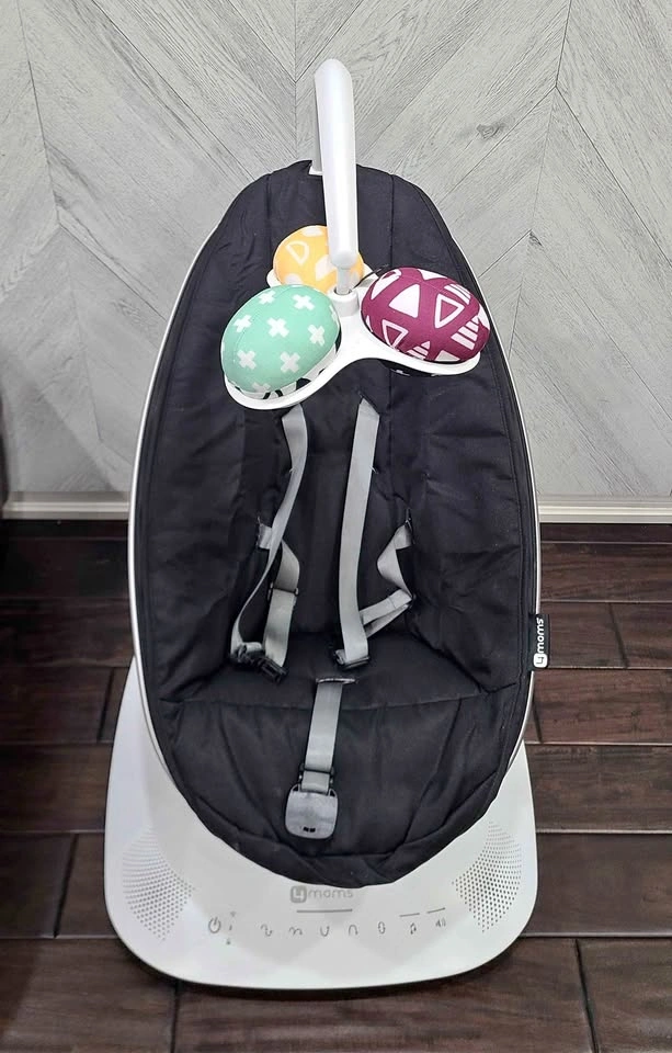 4moms mamaRoo Multi-Motion Baby Swing