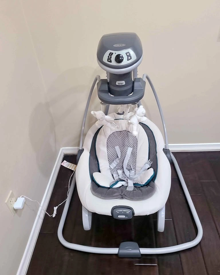 Graco DuetSoothe Swing & Rocker – Excellent Condition