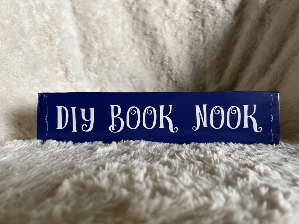 DIY Book Nook Kit - Nebula Common Room (Ravenclaw) - photo 3