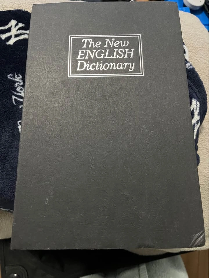 The New ENGLISH Dictionary Book Safe with Key Lock - photo 4