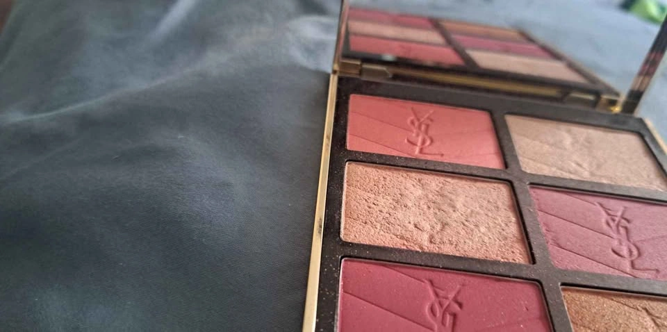 YVES SAINT LAURENT - photo 3