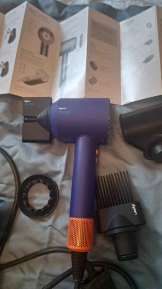 Dyson supersonic nural dryer - photo 2