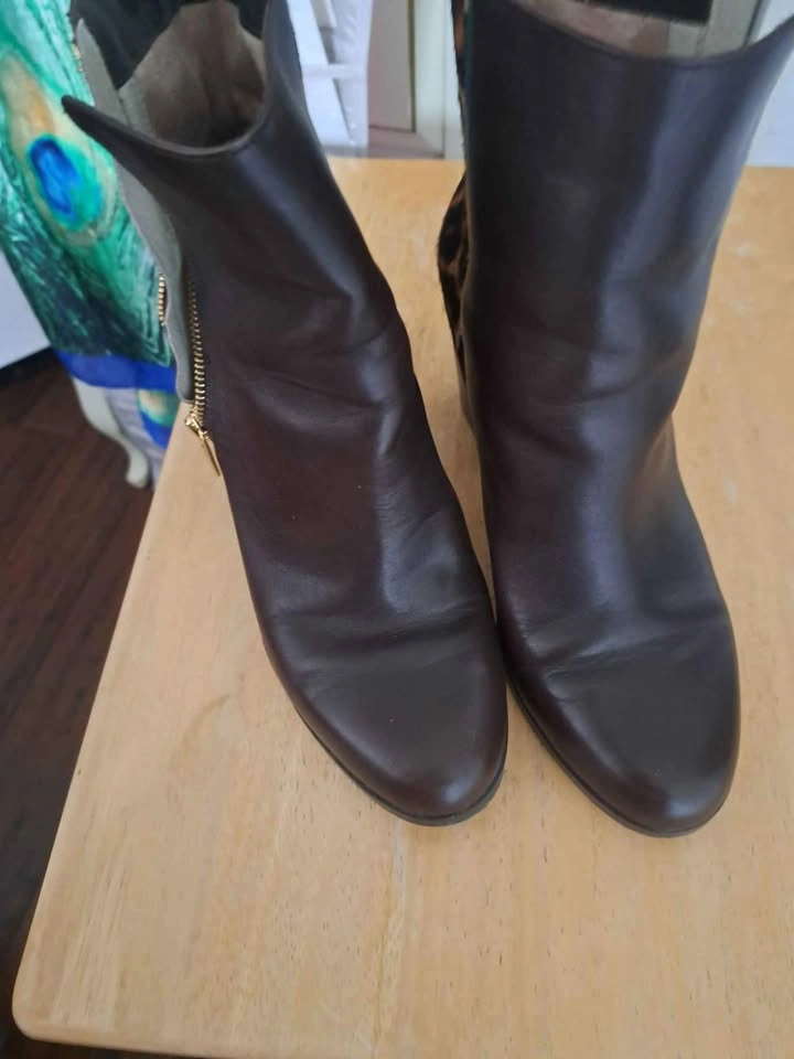 Brown MK Boots size 9 - photo 3